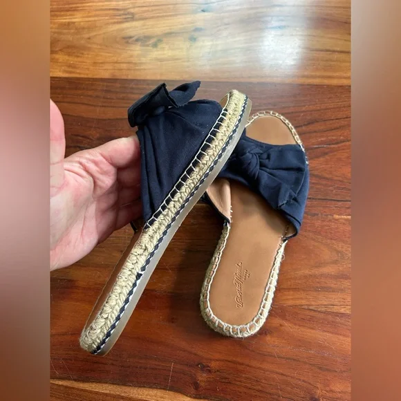 Universal thread sandals - Picture 2 of 6